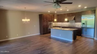 Photo #4: 6612380 Listing