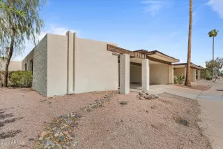 Photo #2: 6612529 Listing