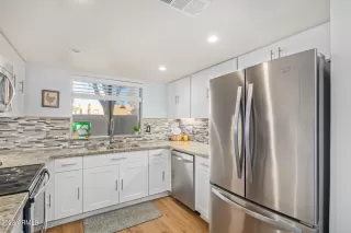 Photo #1: 6612618 Listing