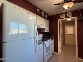 Photo #5: 6612882 Listing