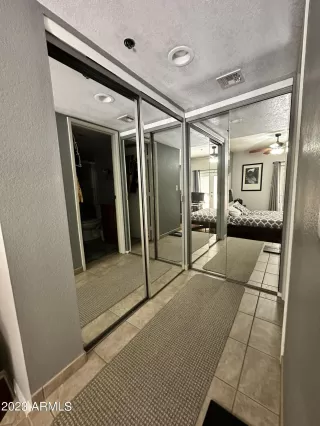 Photo #4: 6613373 Listing