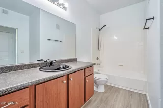 Photo #6: 6613456 Listing