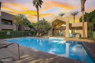 Photo #4: 6613564 Listing