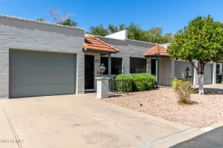 Photo #6: 6613571 Listing