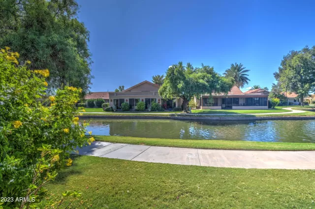 MLS: 6613578 Condo For Sale