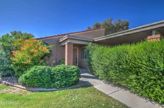 Photo #5: 6613578 Listing