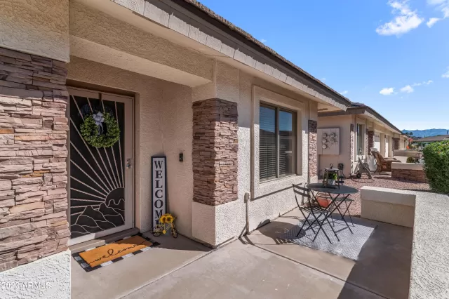 MLS: 6613695 Condo For Sale