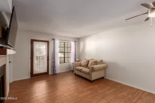 Photo #2: 6613698 Listing