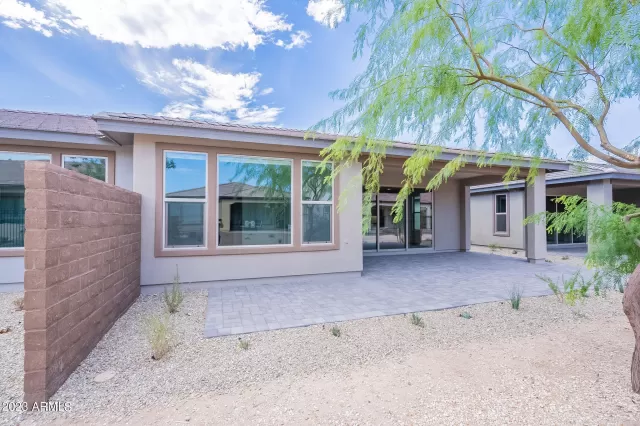 MLS: 6613785 Condo For Sale