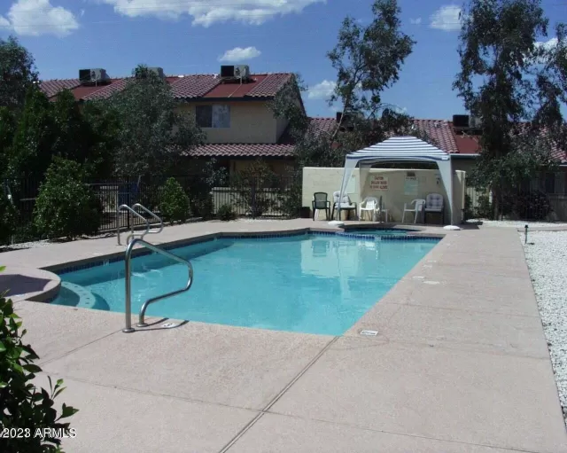 MLS: 6613824 Condo For Sale