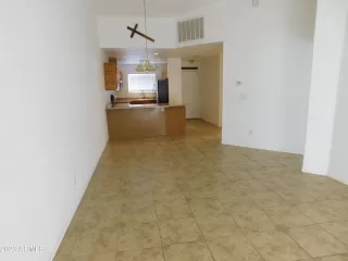 Photo #5: 6613824 Listing