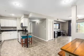 Photo #4: 6613945 Listing 