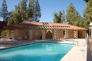 Photo #2: 6613972 Listing 