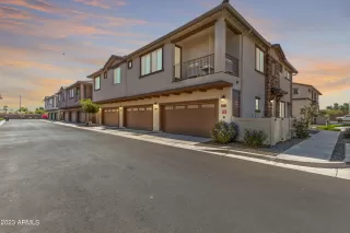 Photo #3: 6614097 Listing 