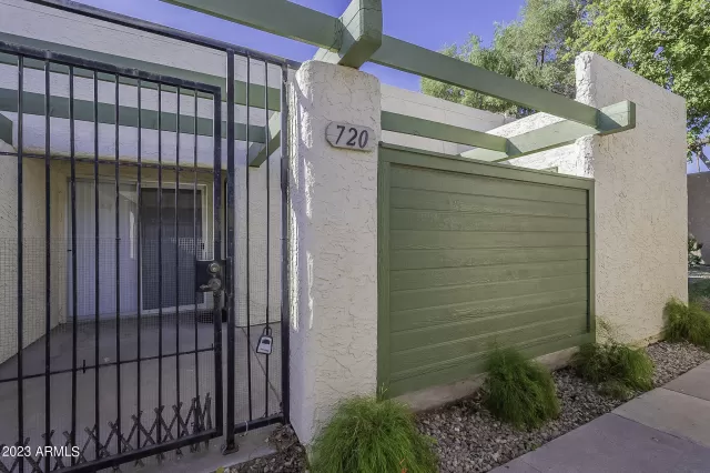 MLS: 6614309 Condo For Sale