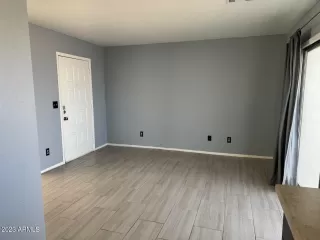 Photo #3: 6614310 Listing