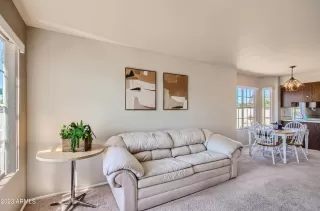 Photo #2: 6614321 Listing 