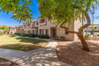 Photo #3: 6614388 Listing