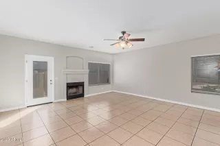 Photo #5: 6614388 Listing