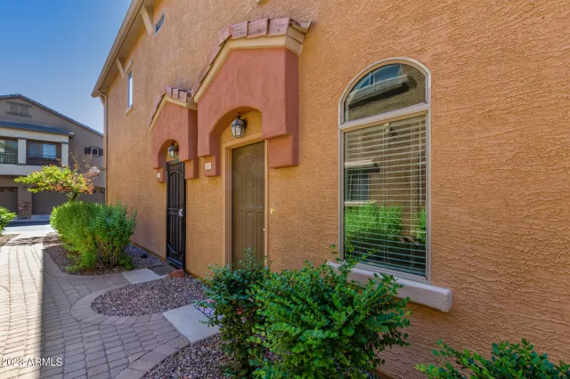 MLS: 6614464 Condo For Sale