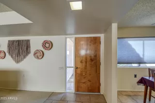 Photo #6: 6614592 Listing