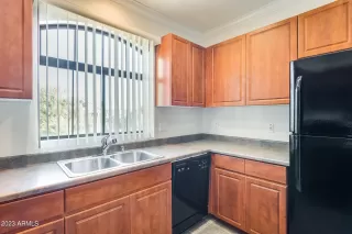 Photo #6: 6614621 Listing