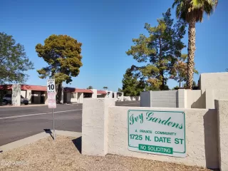 Photo #3: 6614669 Listing