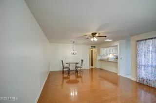 Photo #6: 6614669 Listing