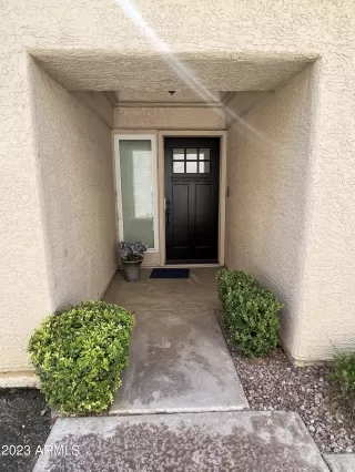 Photo #5: 6614838 Listing