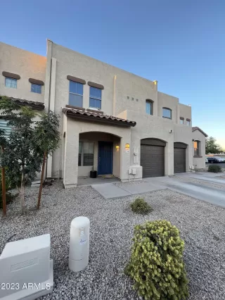 Photo #4: 6615143 Listing