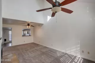 Photo #6: 6615279 Listing