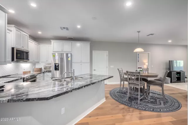 MLS: 6615370 Condo For Sale