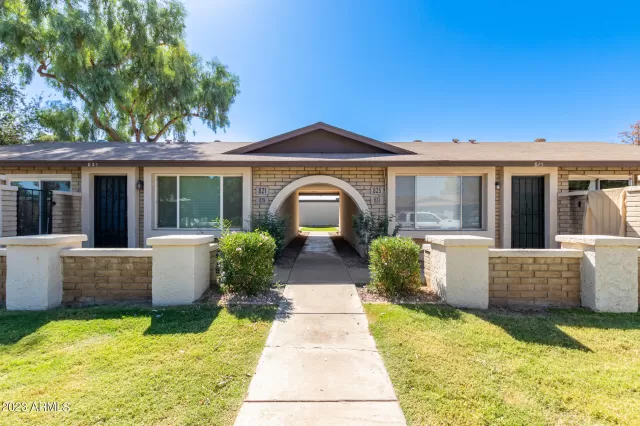 MLS: 6615609 Condo For Sale