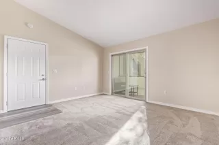 Photo #1: 6616046 Listing 