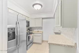 Photo #3: 6616169 Listing