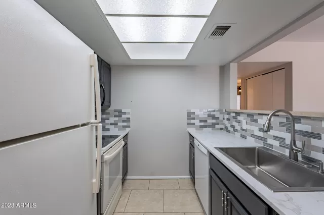 MLS: 6616285 Condo For Sale