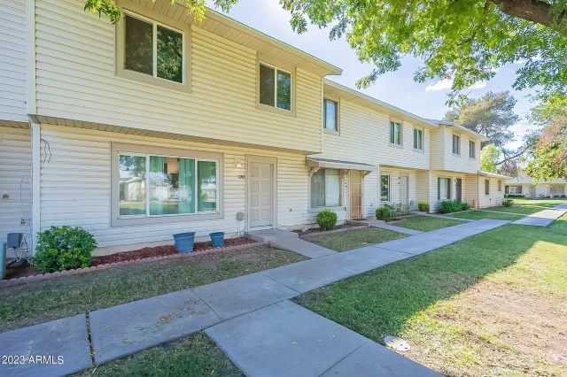 MLS: 6616502 Condo For Sale