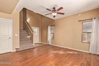 Photo #4: 6616675 Listing