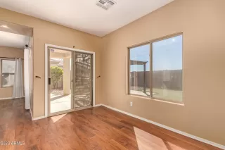 Photo #6: 6616675 Listing