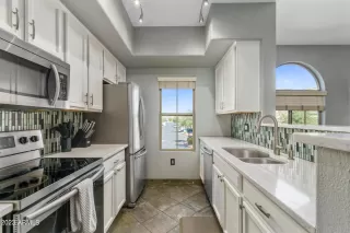 Photo #5: 6616747 Listing 