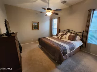 Photo #6: 6616902 Listing