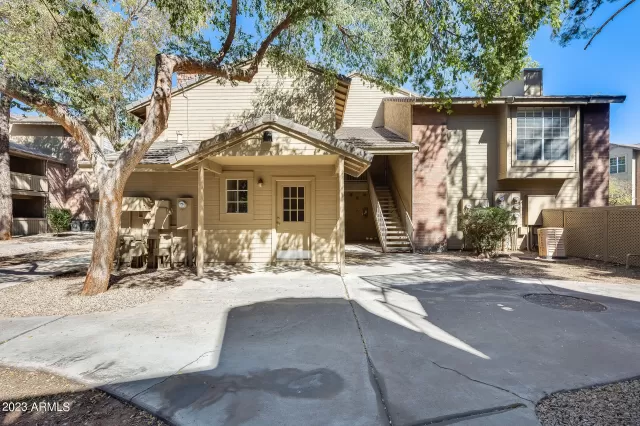 MLS: 6617290 Condo For Sale