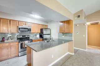 Photo #1: 6617290 Listing