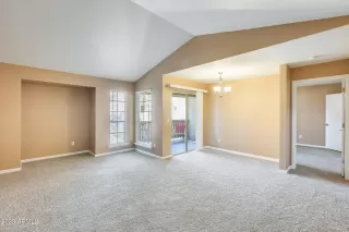 Photo #2: 6617290 Listing