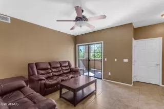 Photo #3: 6617532 Listing