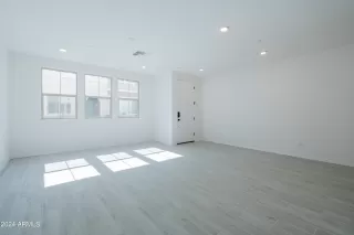 Photo #6: 6617577 Listing 