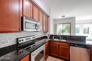 Photo #3: 6617656 Listing 