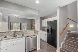 Photo #6: 6617672 Listing