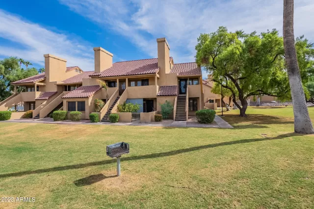 MLS: 6617889 Condo For Sale