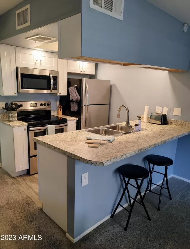 MLS: 6618262 Condo For Sale